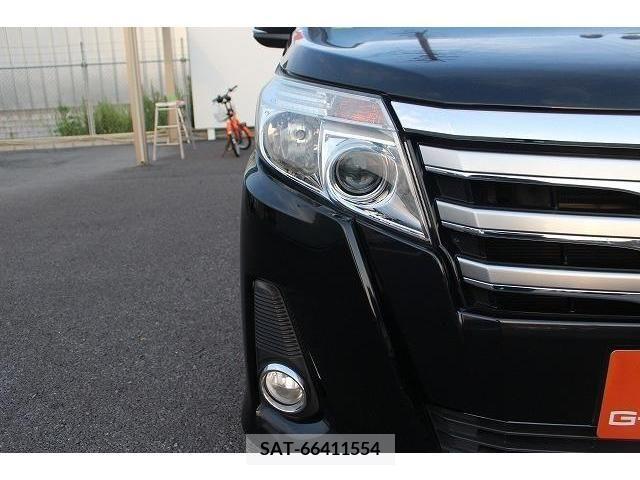 Toyota NOAH 2014-09 321427-9