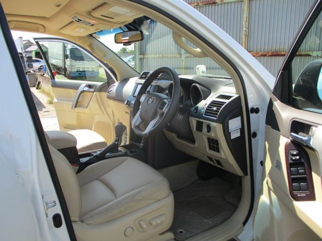 Toyota PRADO 2017-03 5446-9