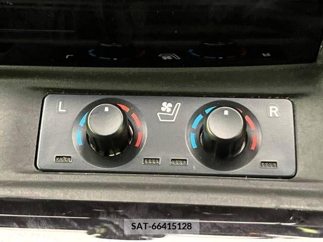 Toyota ALPHARD 2018-09 299449-7