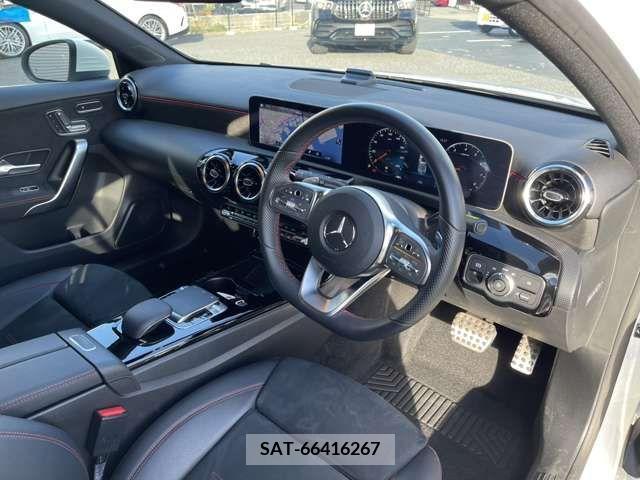 Mercedes Benz A-CLASS 2018-12 210140-9