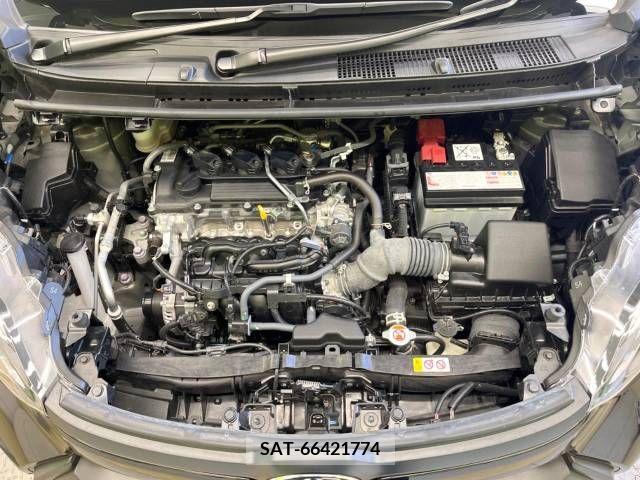 Toyota SIENTA 2022-11 298335-18