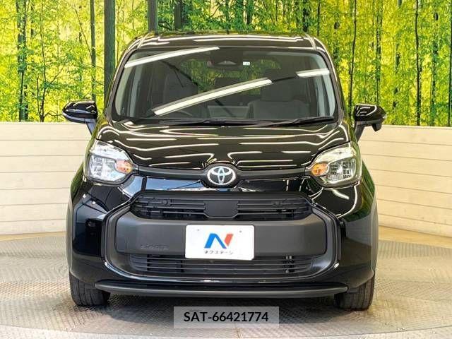 Toyota SIENTA 2022-11 298335-14