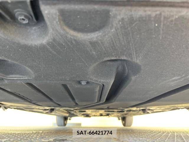 Toyota SIENTA 2022-11 298335-19