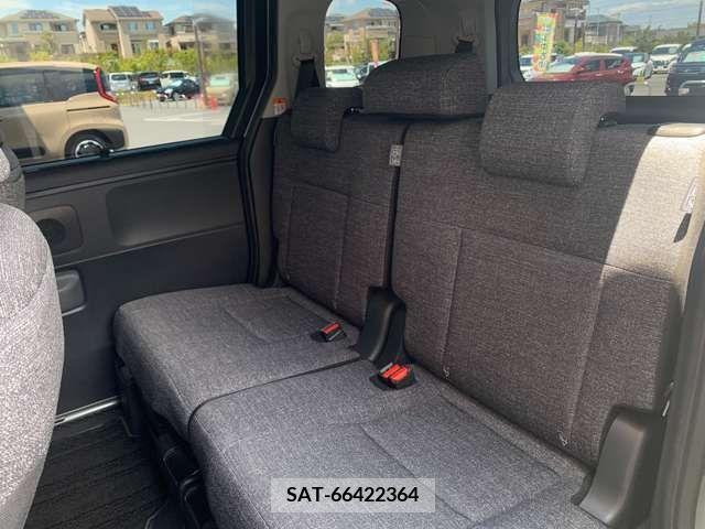 Toyota SIENTA 2022-10 336720-18