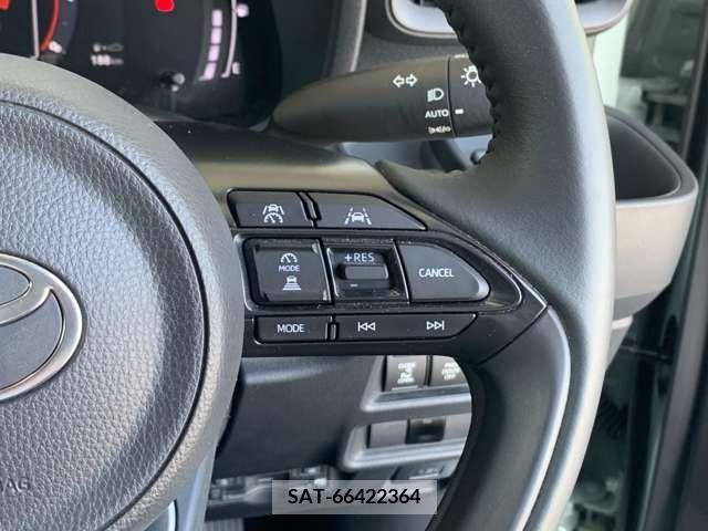 Toyota SIENTA 2022-10 336720-14