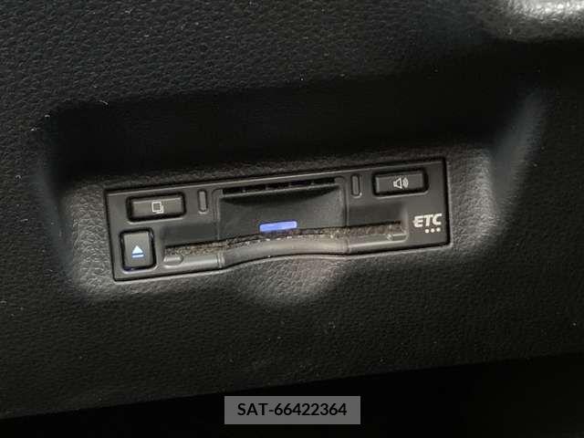 Toyota SIENTA 2022-10 336720-9