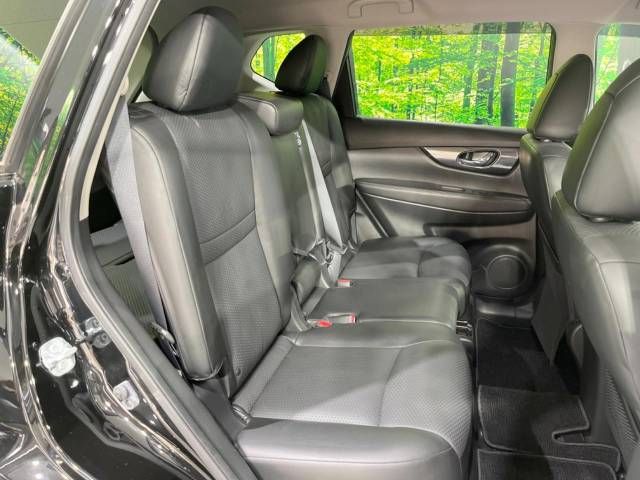 Nissan X-TRAIL 2018-04 17552-9