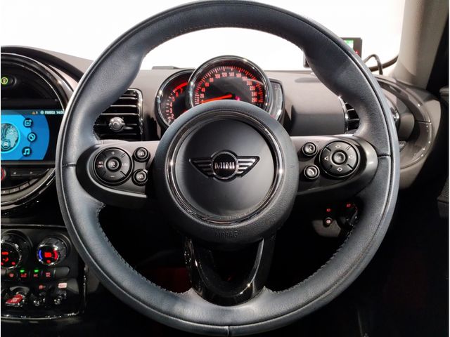 Bmw MINI 2018-11 182542-15