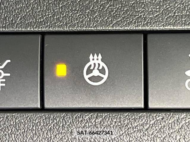 Nissan KICKS 2021-01 214818-7