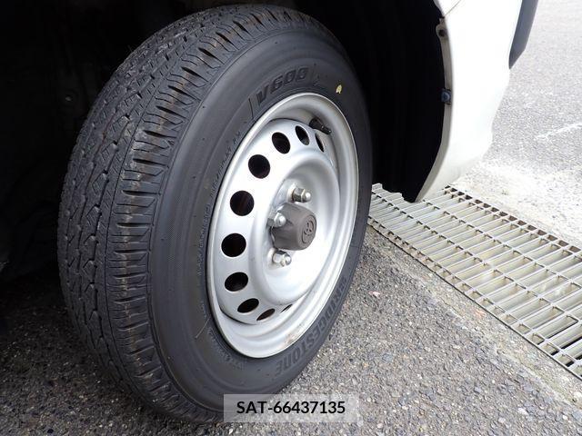 Toyota PROBOX VAN 2017-04 381318-20