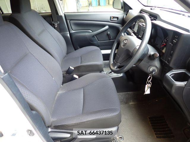 Toyota PROBOX VAN 2017-04 381318-13
