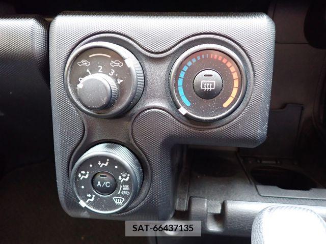 Toyota PROBOX VAN 2017-04 381318-11