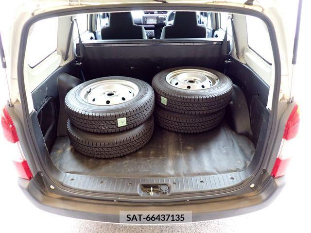 Toyota PROBOX VAN 2017-04 381318-17