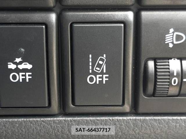 Suzuki SPACIA 2015-10 368549-11