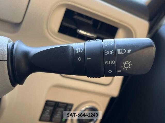Daihatsu MOVE 2017-06 238736-6