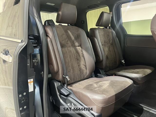 Toyota ESQUIRE 2017-12 321542-8