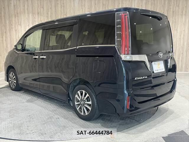 Toyota ESQUIRE 2017-12 321542-19