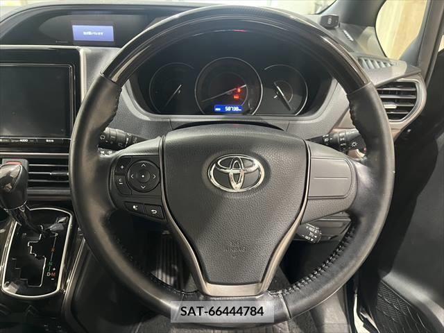 Toyota ESQUIRE 2017-12 321542-11