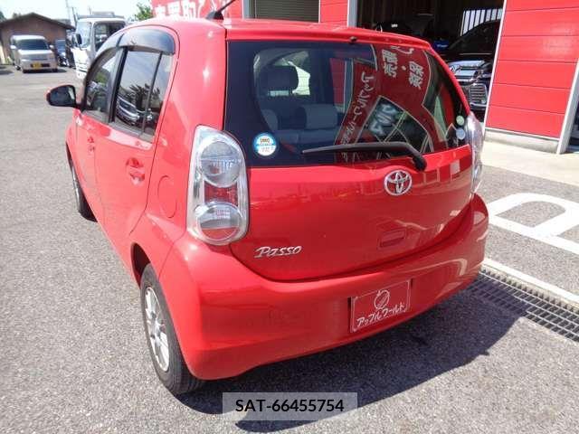 Toyota PASSO 2013-03 375981-5