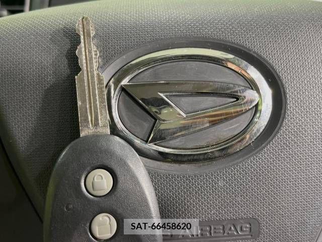 Daihatsu MOVE 2012-07 309294-5