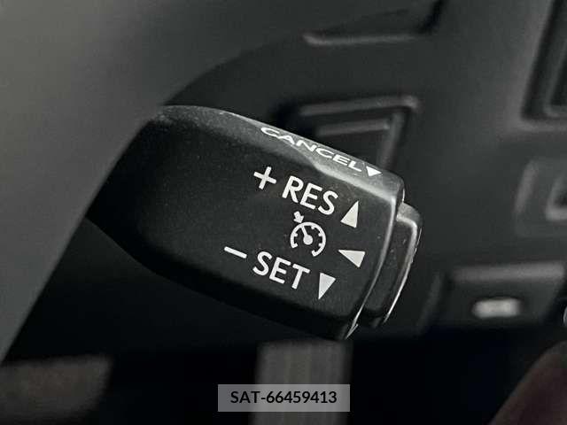 Lexus LS 2013-05 334338-17