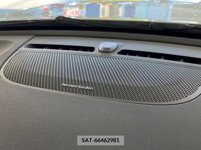 Volvo XC40 2022-10 370247-4