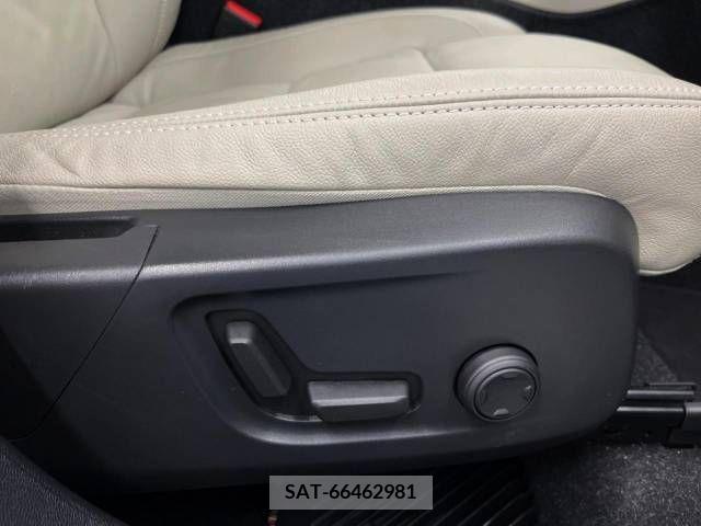 Volvo XC40 2022-10 370247-7