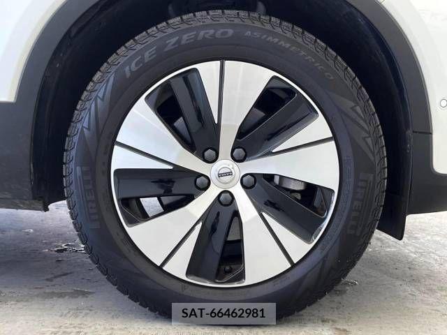 Volvo XC40 2022-10 370247-15