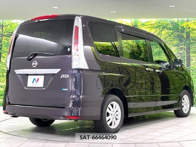 Nissan SERENA 2012-05 367813-17