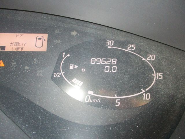 Nissan SERENA 2011-11 18298-1