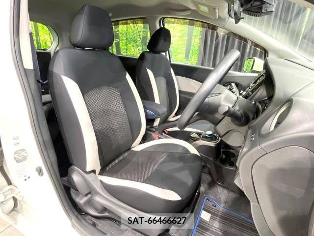 Nissan NOTE 2019-02 253784-8