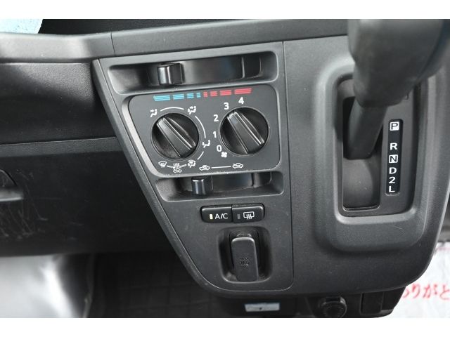 Daihatsu HIJET CARGO 2019-05 1901-19