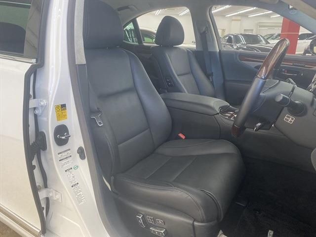 Lexus LS 2014-06 187378-17