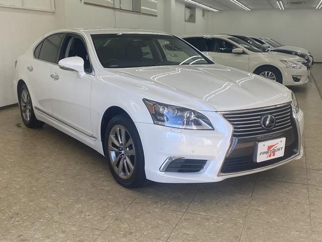 Lexus LS 2014-06 187378-2