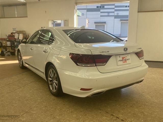 Lexus LS 2014-06 187378-6