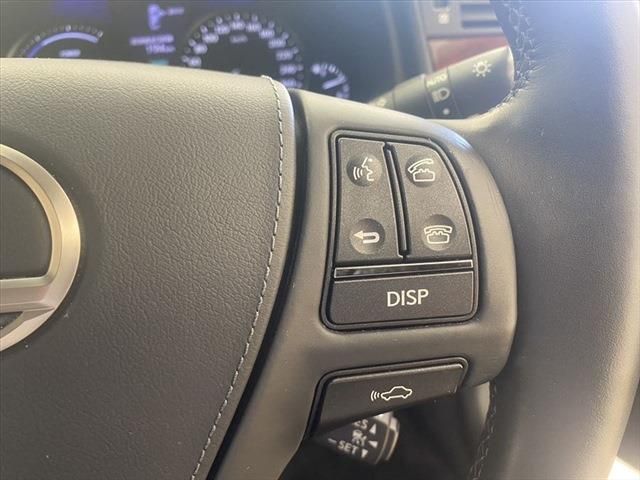 Lexus LS 2014-06 187378-28