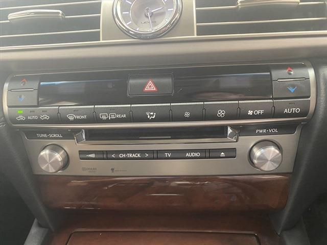 Lexus LS 2014-06 187378-24