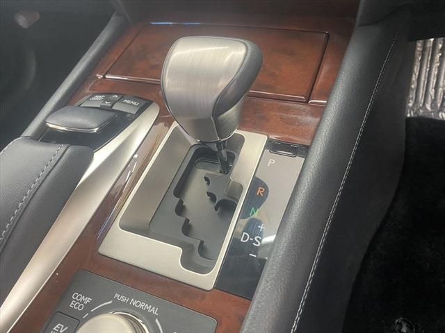 Lexus LS 2014-06 187378-23