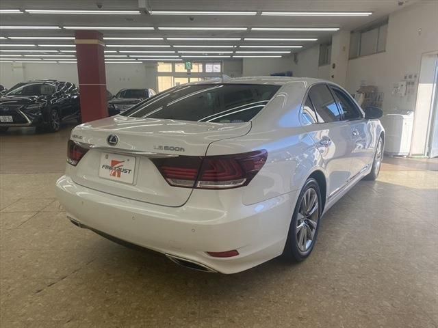 Lexus LS 2014-06 187378-4