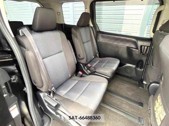 Toyota VOXY 2014-05 321395-8