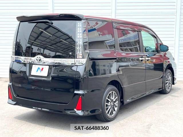 Toyota VOXY 2014-05 321395-18
