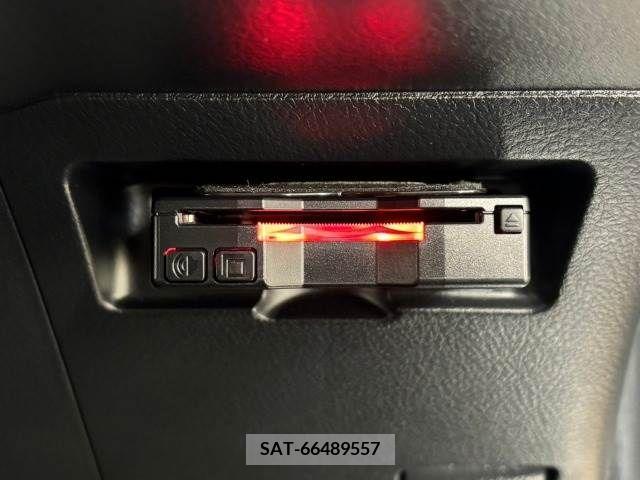Toyota VITZ 2017-07 216300-11