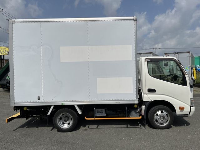 Toyota DYNA TRUCK 2013-01 2549-2