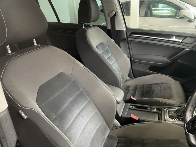 VolksWagen GOLF VARIANT 2014-04 1214-8