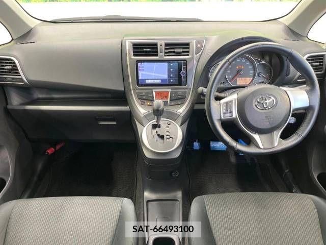 Toyota RACTIS 2014-02 384229-1