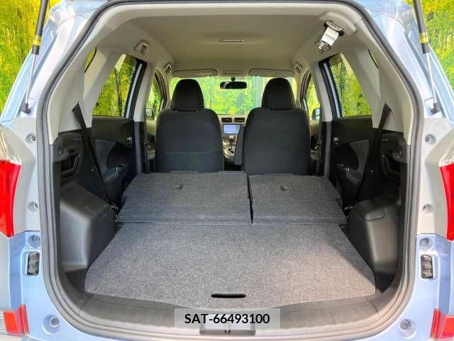 Toyota RACTIS 2014-02 384229-10