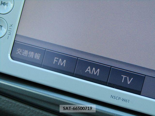 Toyota VITZ 2011-08 221242-11