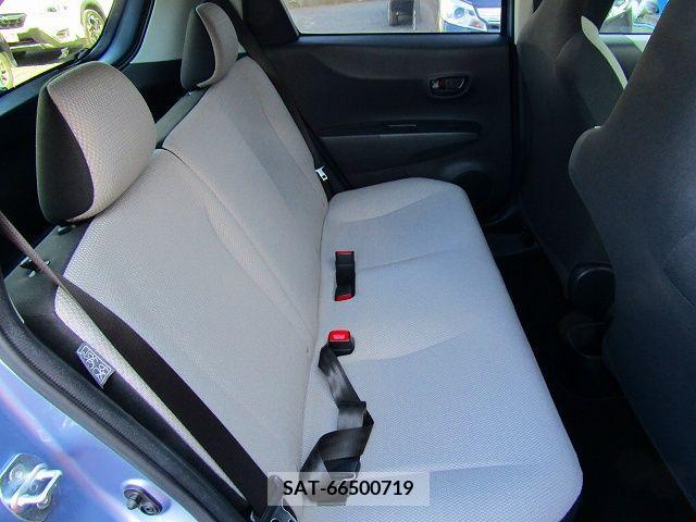 Toyota VITZ 2011-08 221242-9