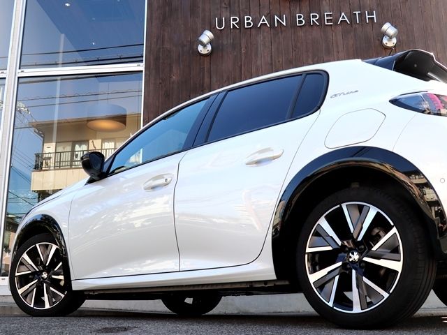 Peugeot 208 2021-01 183212-10