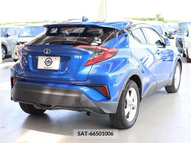 Toyota C-HR 2018-10 344612-25